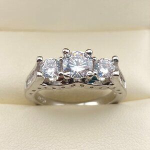 925 Sterling Silver 9 Stone CZ Engagement Ring Size 7.75 Classic Luxury 4 Grams
